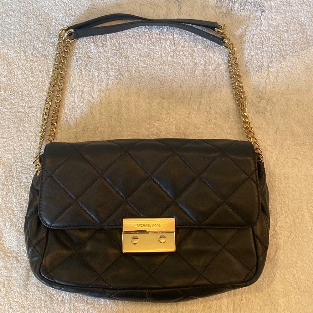 Michael Kors handbag new. Black